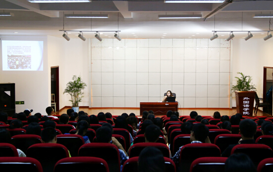 98堂
14级假期安全大会召开