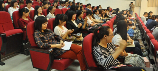 98堂
“说好普通话，圆梦你我他”主题演讲比赛成功举行