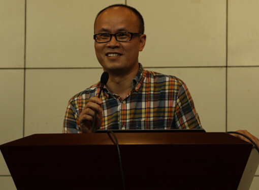 98堂
2014级新生家长见面会顺利举行