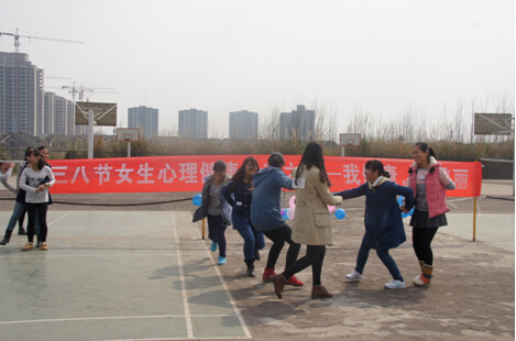 98堂
女生节活动顺利举行