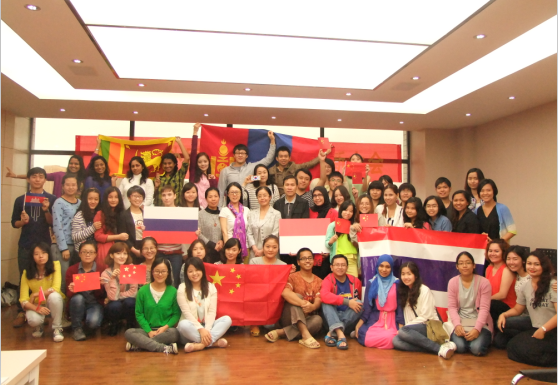 98堂
汉硕专业2014级迎新大会暨新老生见面会